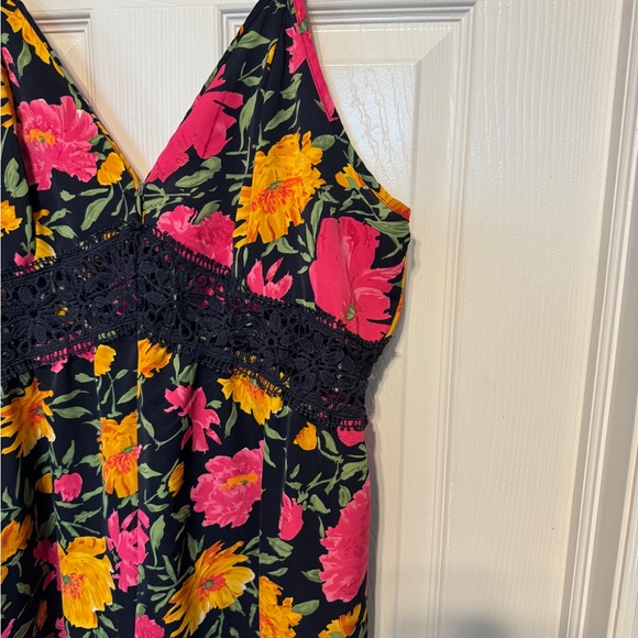 SHEIN Floral Shorts Romper XL - Picture 2 of 7